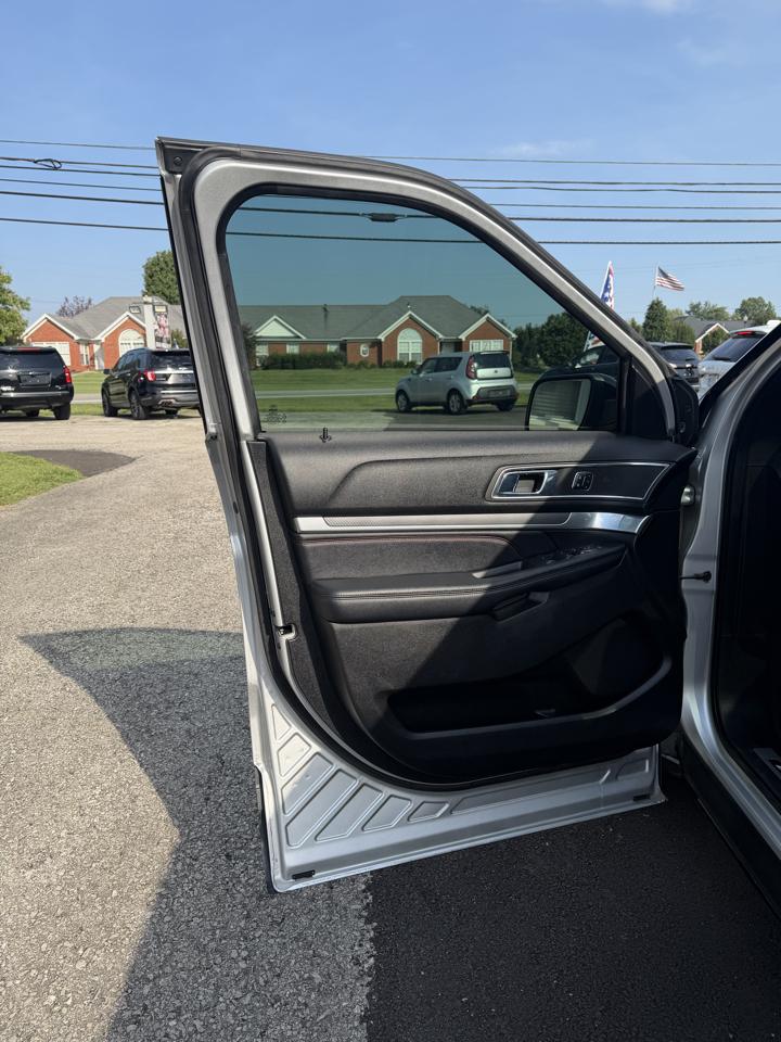 2018 Ford Explorer Sport - Photo 9