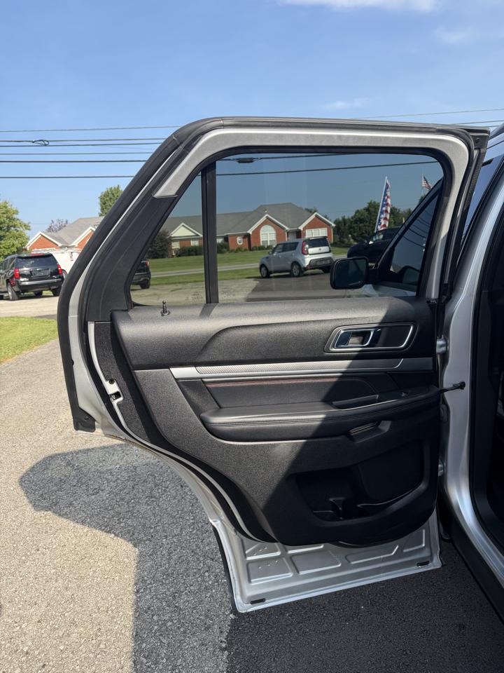 2018 Ford Explorer Sport - Photo 12