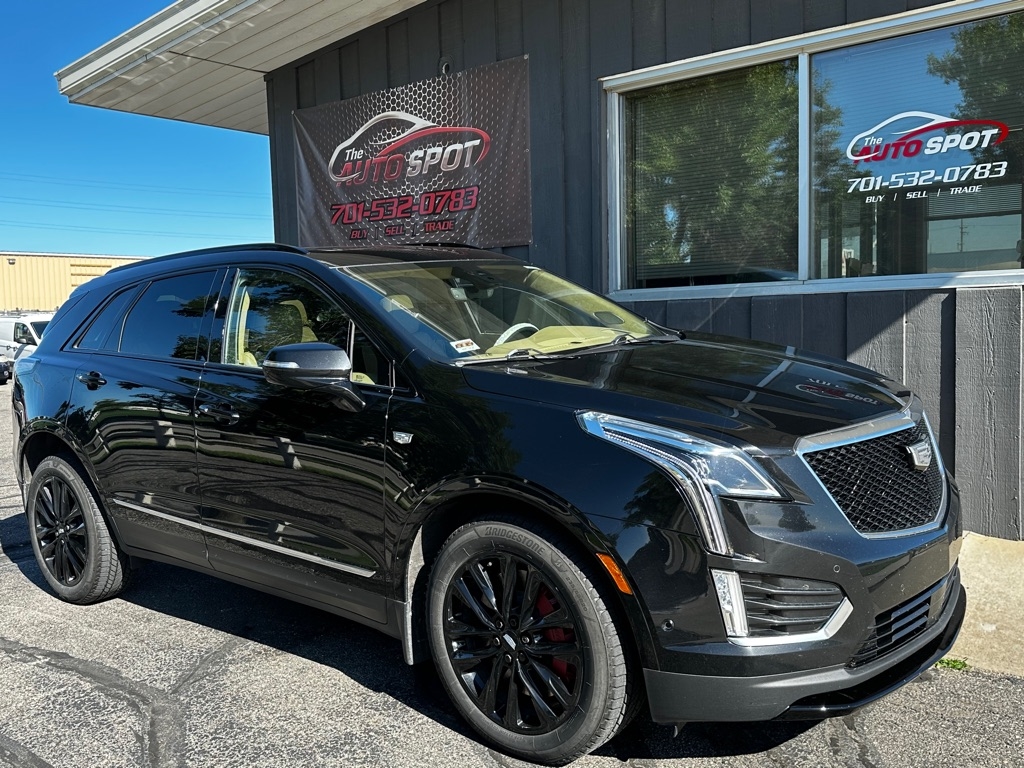 2022 Cadillac XT5 SPORT