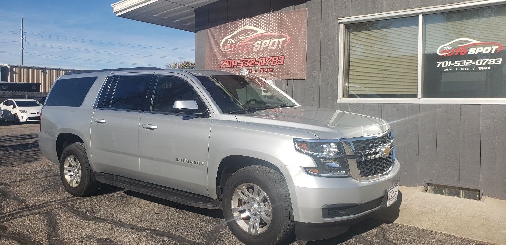 Chevrolet Suburban  2017