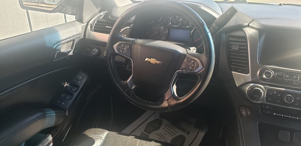 Chevrolet Suburban  2017