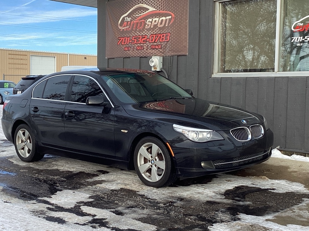 2008 BMW 5 Series 528xi's photo