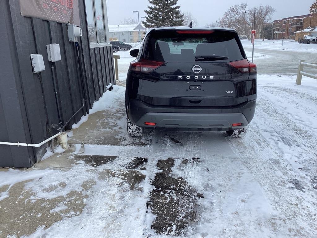 Nissan Rogue  2023