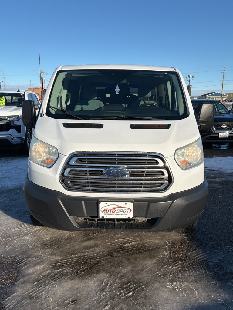 2015 Ford Transit XL's photo