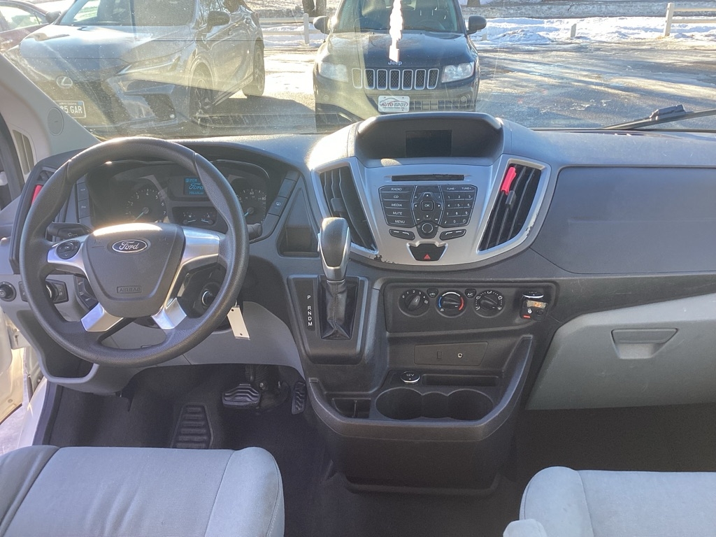 Ford Transit  2015