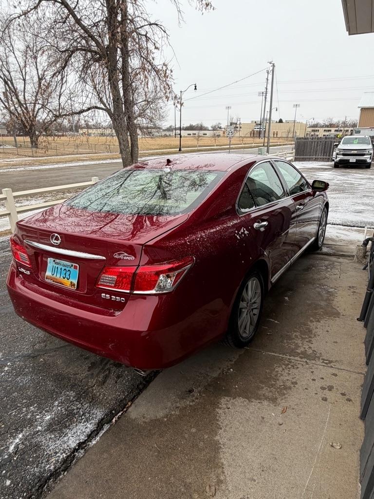 Lexus ES 350  2010