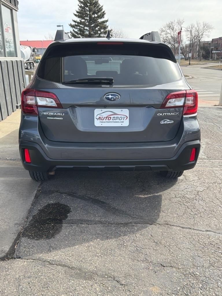 Subaru Outback  2018