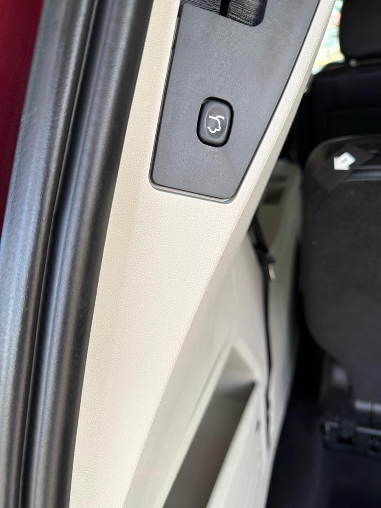 Chrysler Town & Country  2014