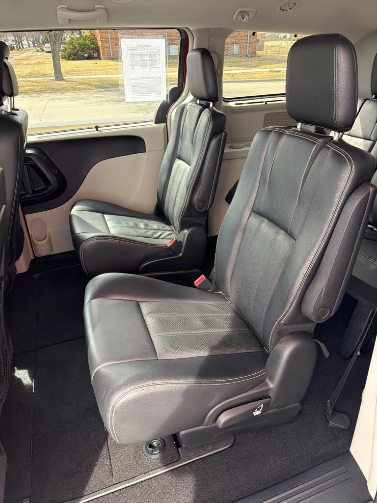 Chrysler Town & Country  2014