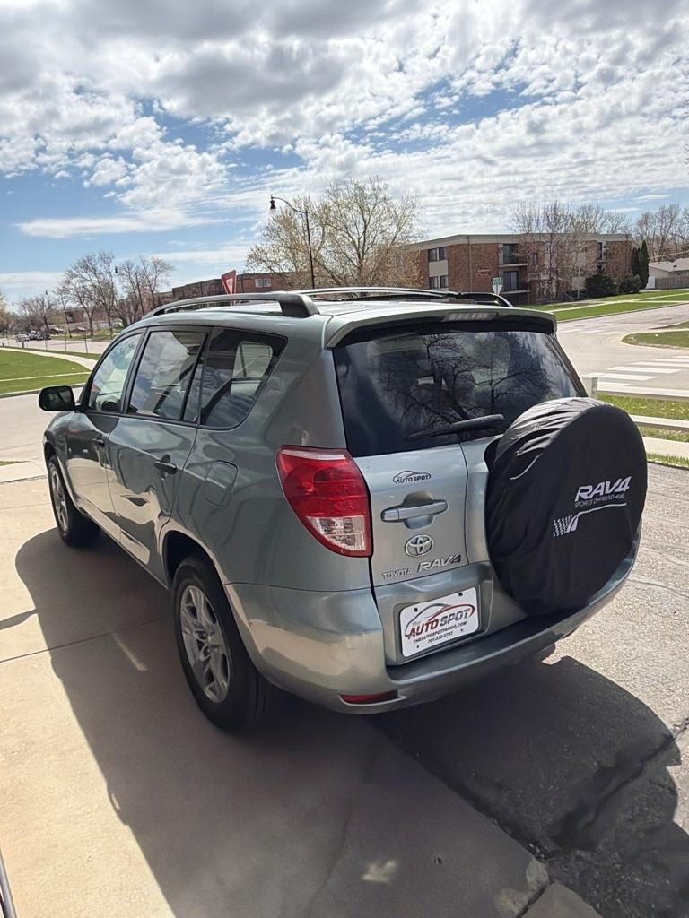 Toyota RAV4  2007