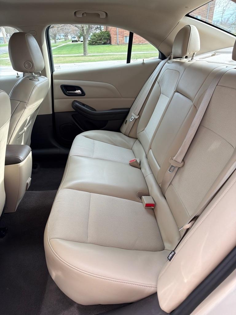 Chevrolet Malibu  2015