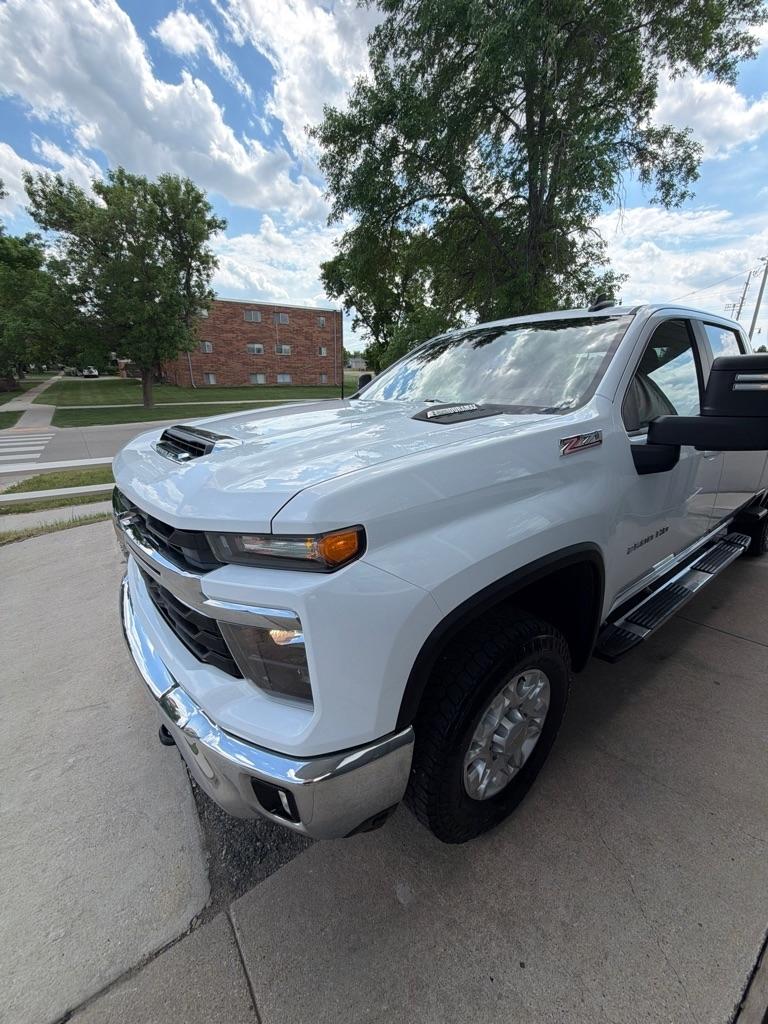 Chevrolet Silverado 2500HD  2024