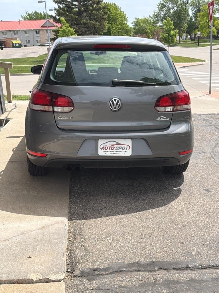 Volkswagen Golf  2011