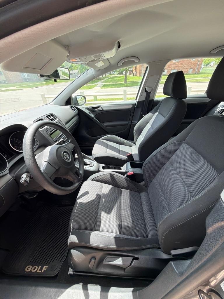 Volkswagen Golf  2011