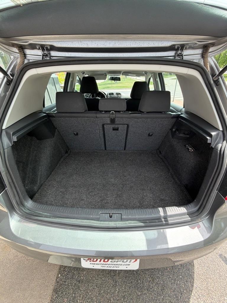 Volkswagen Golf  2011