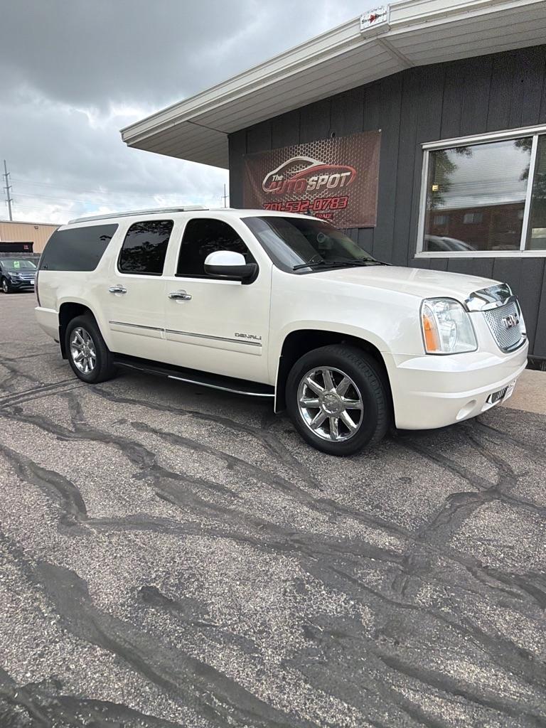 GMC Yukon Denali  2014