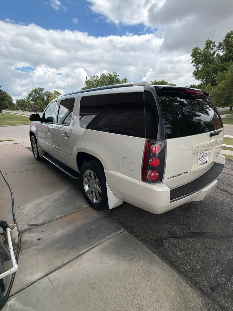 GMC Yukon Denali  2014