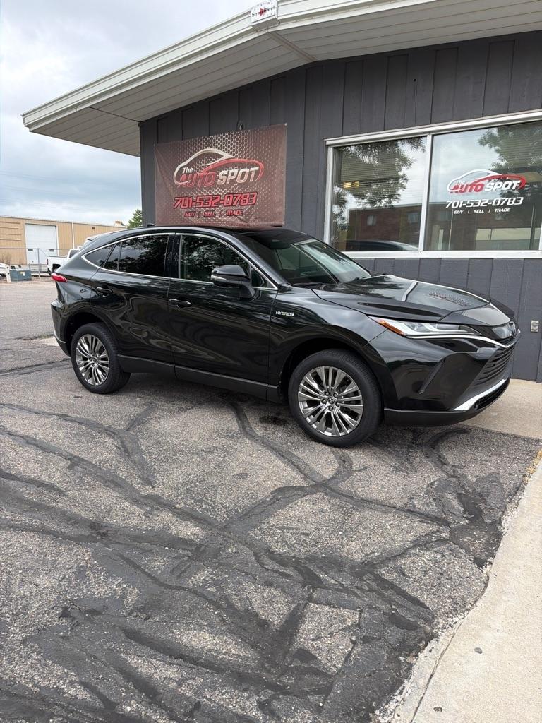 Toyota Venza  2021