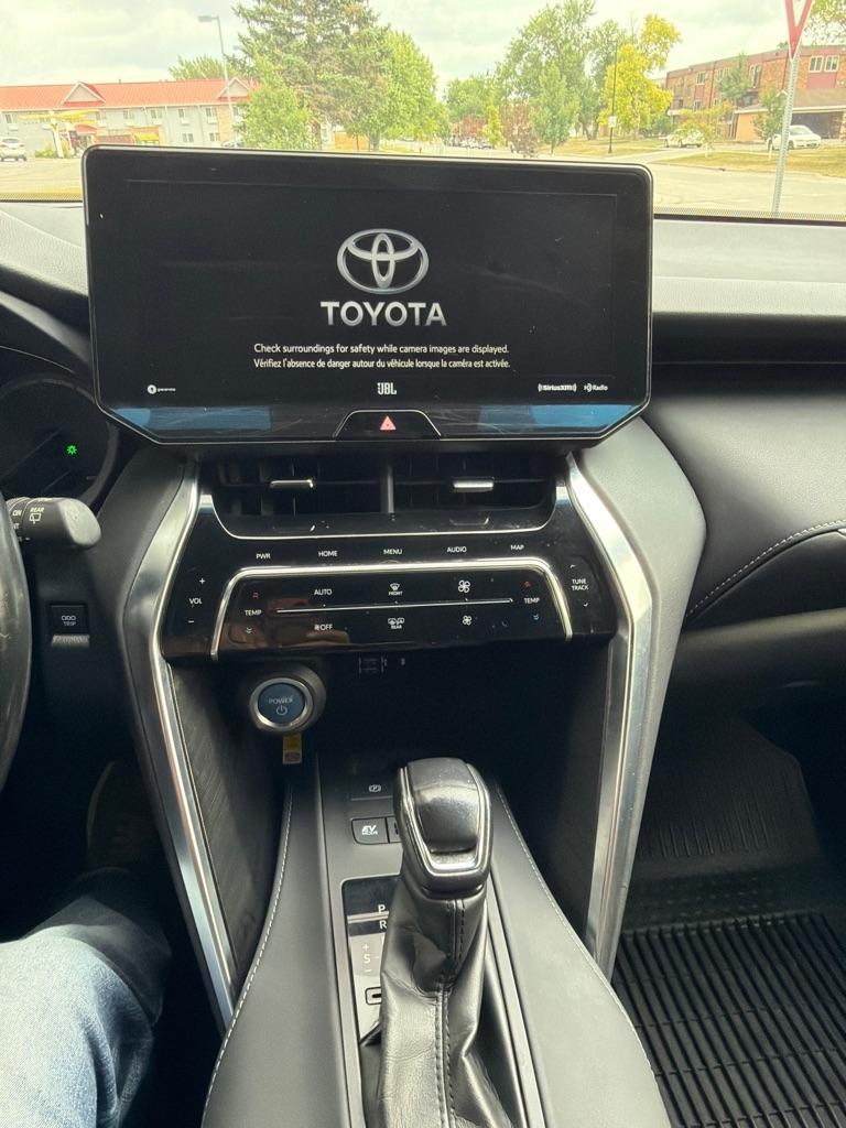 Toyota Venza  2021