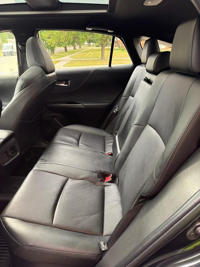 Toyota Venza  2021