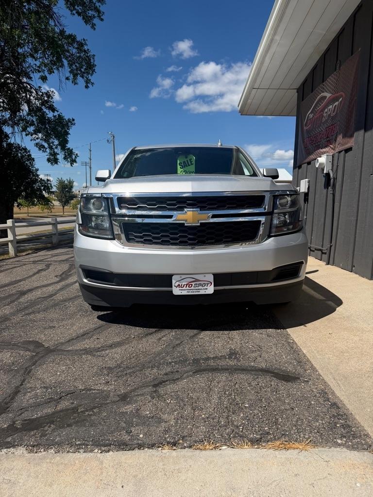Chevrolet Suburban  2020
