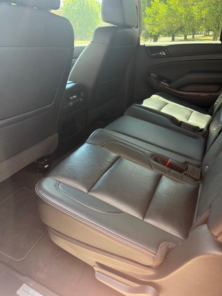 Chevrolet Suburban  2020