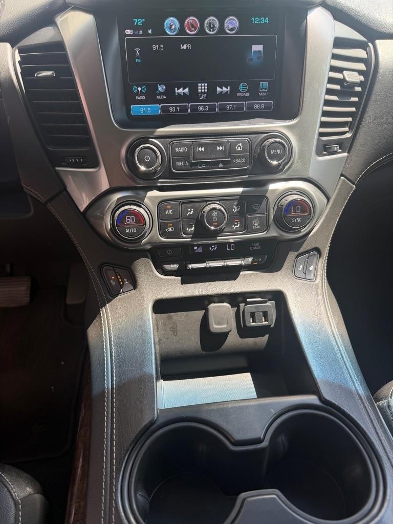Chevrolet Suburban  2020