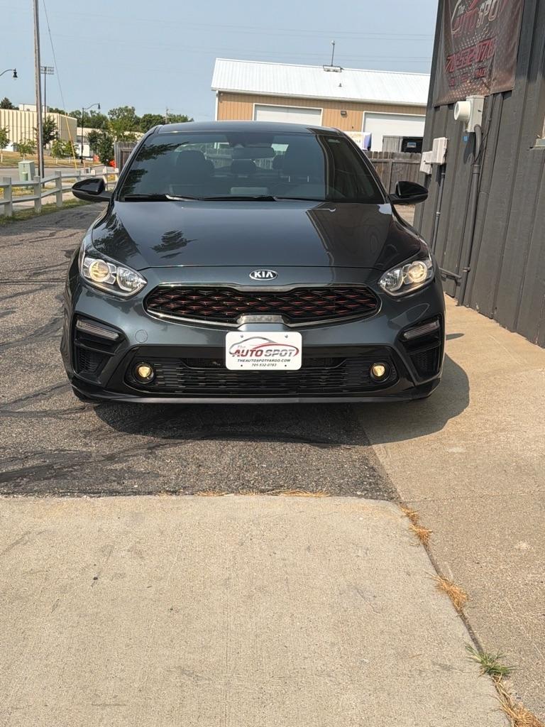 2021 Kia Forte GT LINE