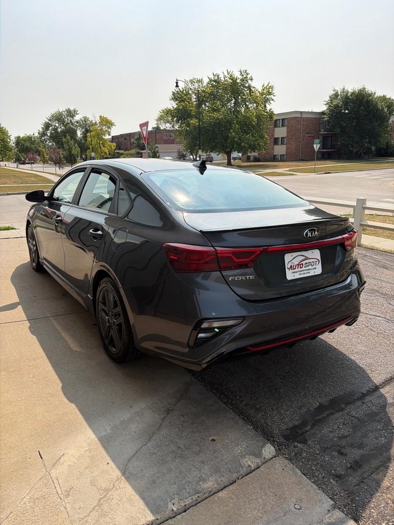 Kia Forte  2021