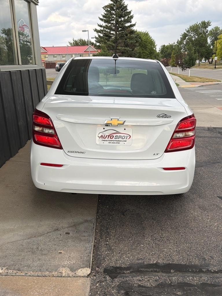 Chevrolet Sonic  2017