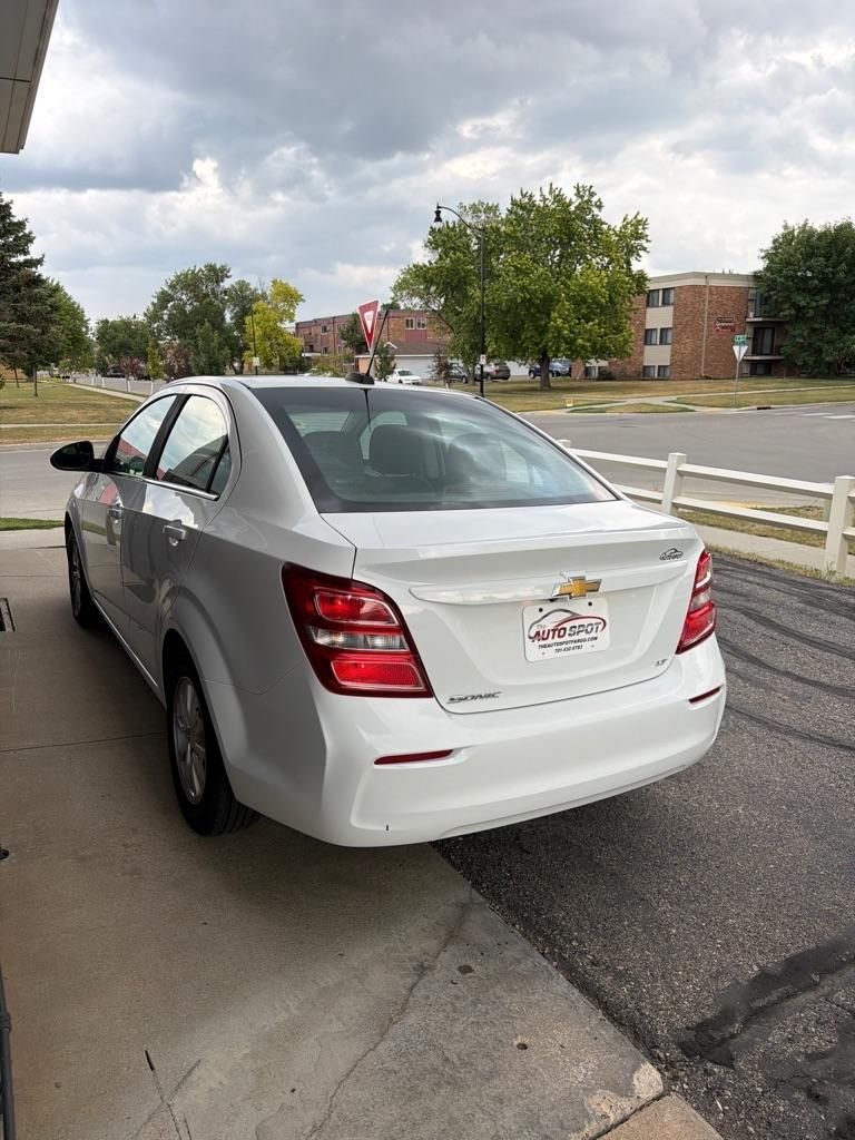 Chevrolet Sonic  2017