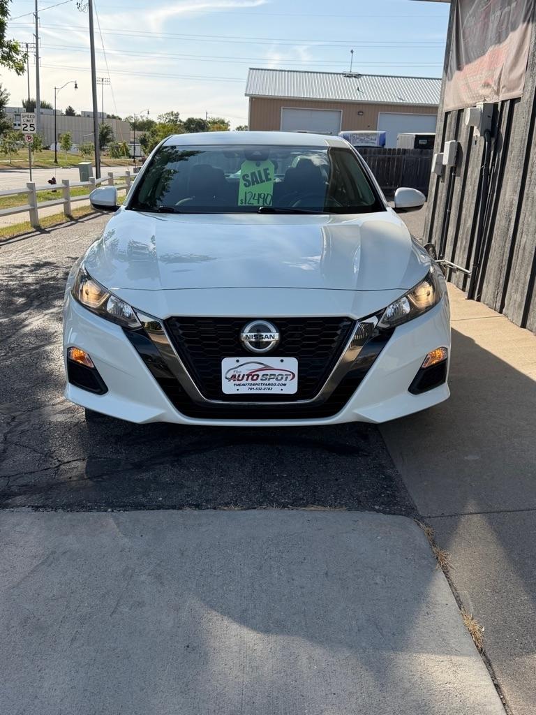 Nissan Altima  2021