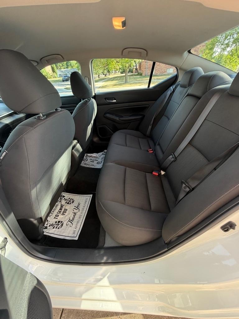 Nissan Altima  2021