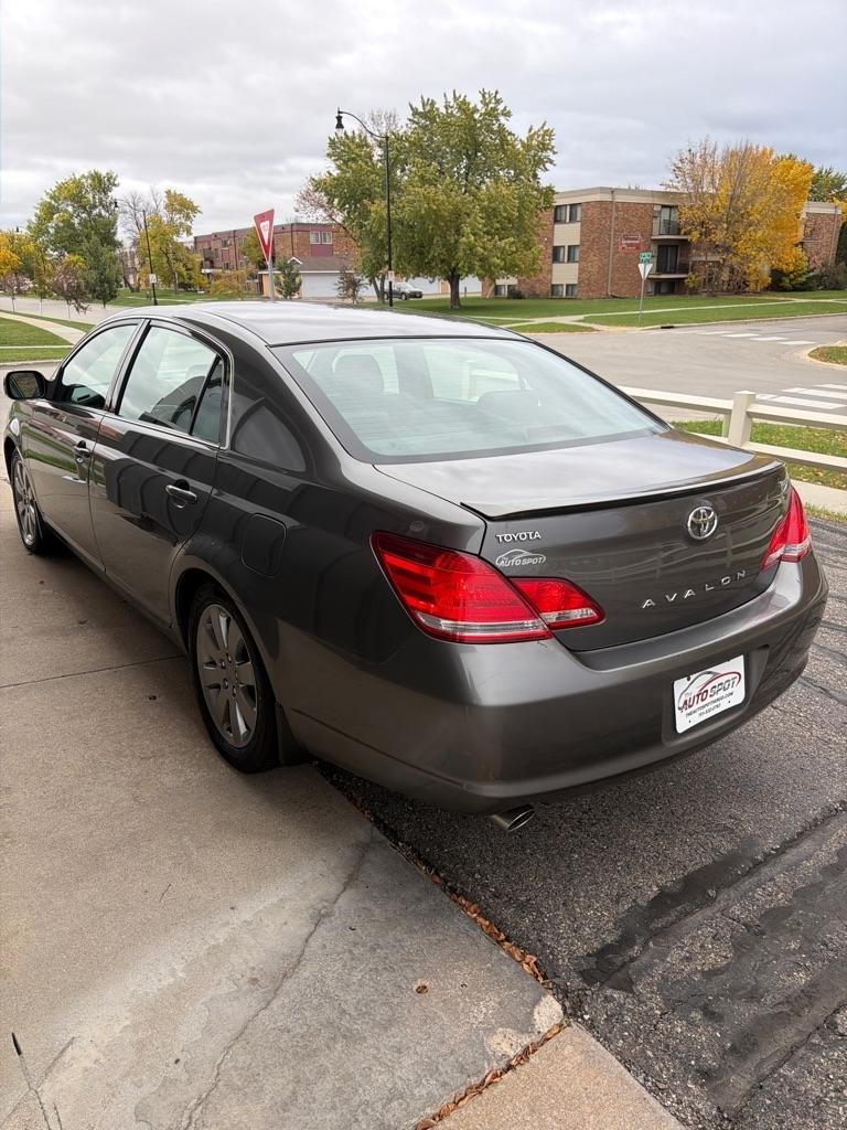 Toyota Avalon  2006