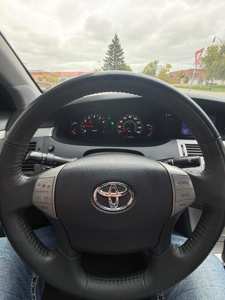 Toyota Avalon  2006