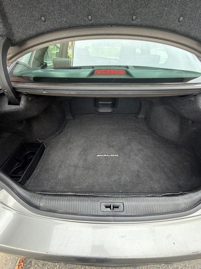 Toyota Avalon  2006