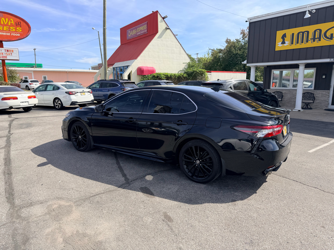 2022 Toyota Camry Hybrid XSE photo 8