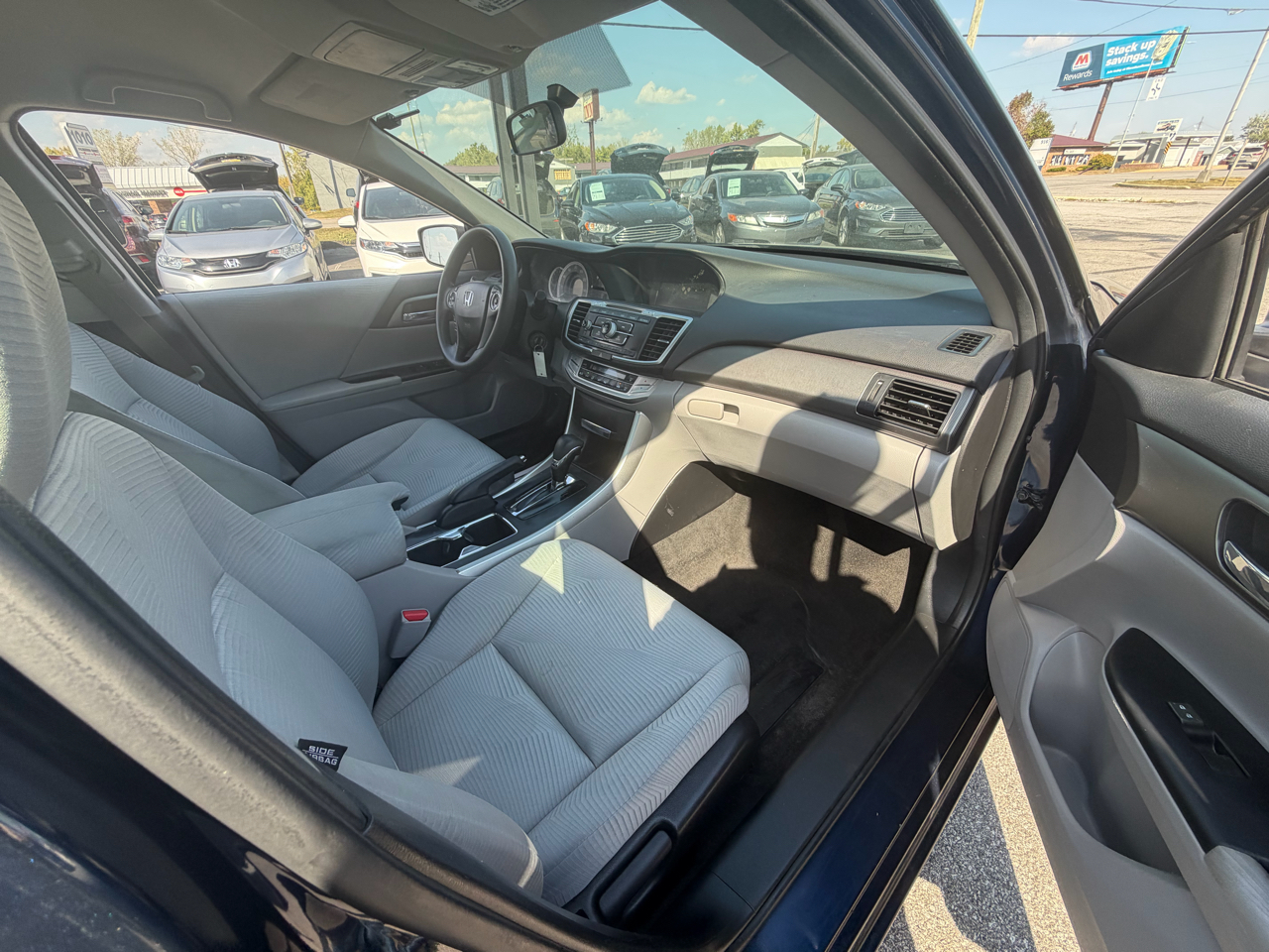 2015 Honda Accord LX photo 15