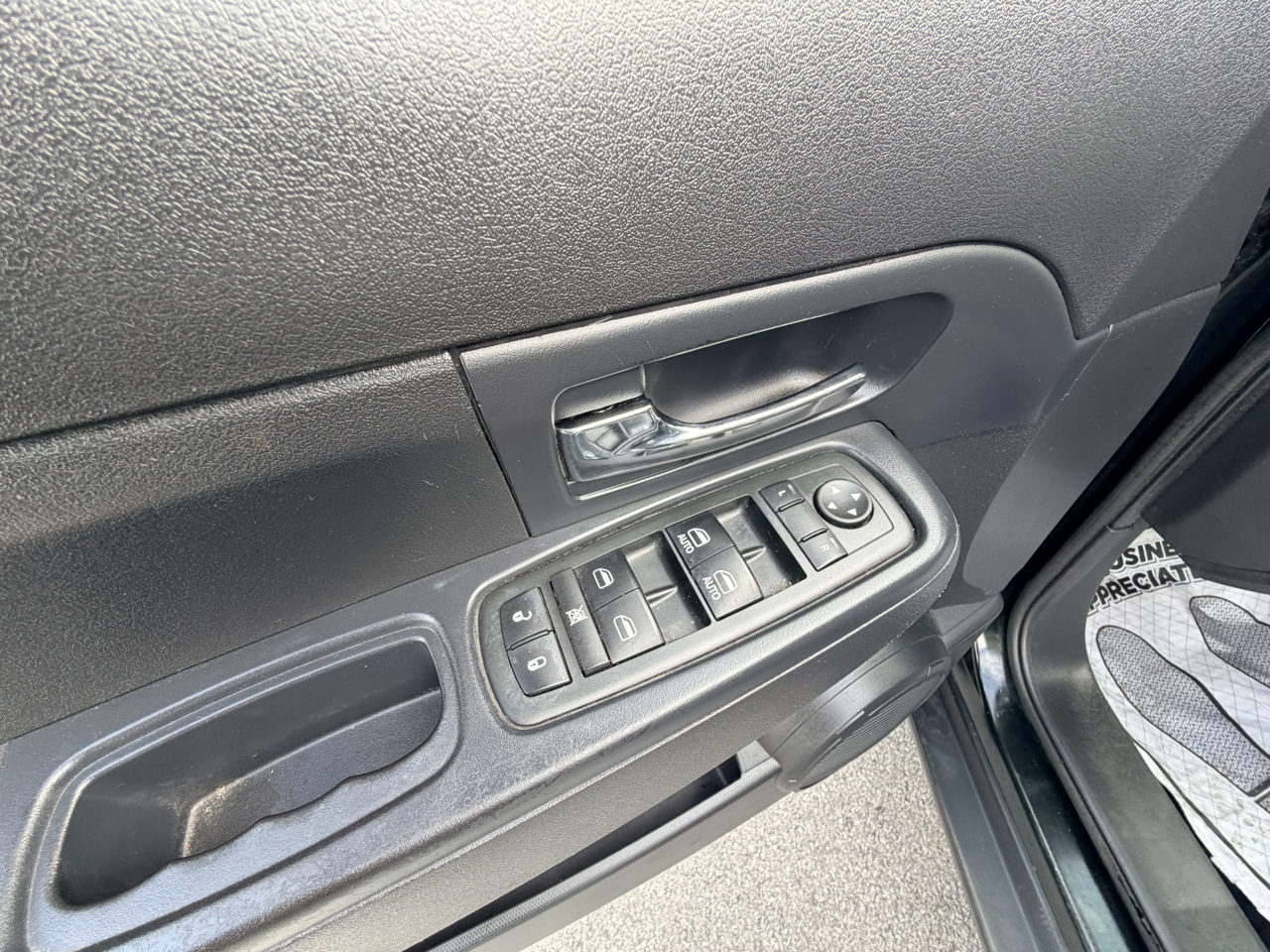 Jeep Liberty 4WD 4dr Sport Latitude 2012 Jeep Liberty 4WD 4dr Sport Latitude 2012