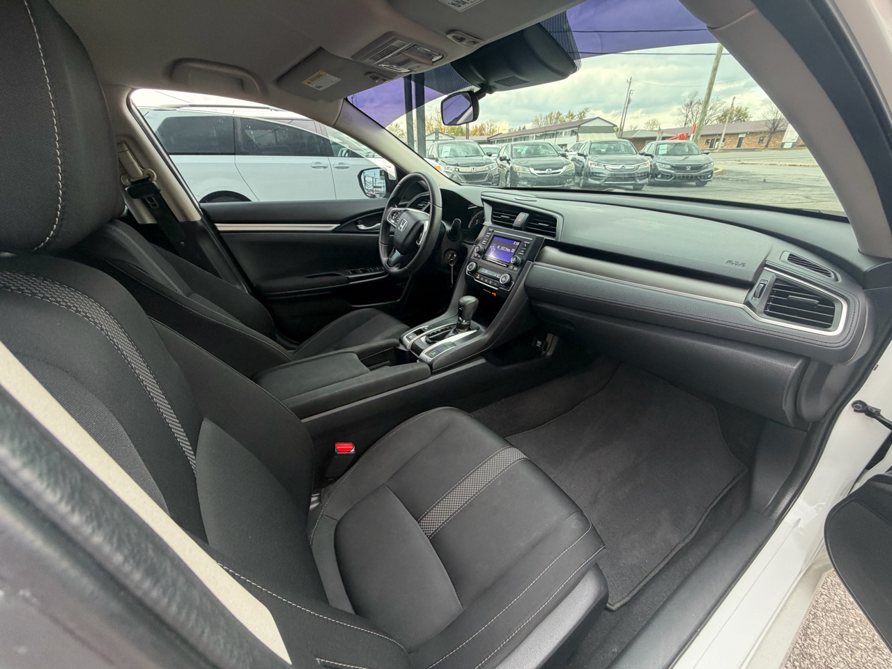 Honda Civic Sedan LX CVT 2020 Honda Civic Sedan LX CVT 2020