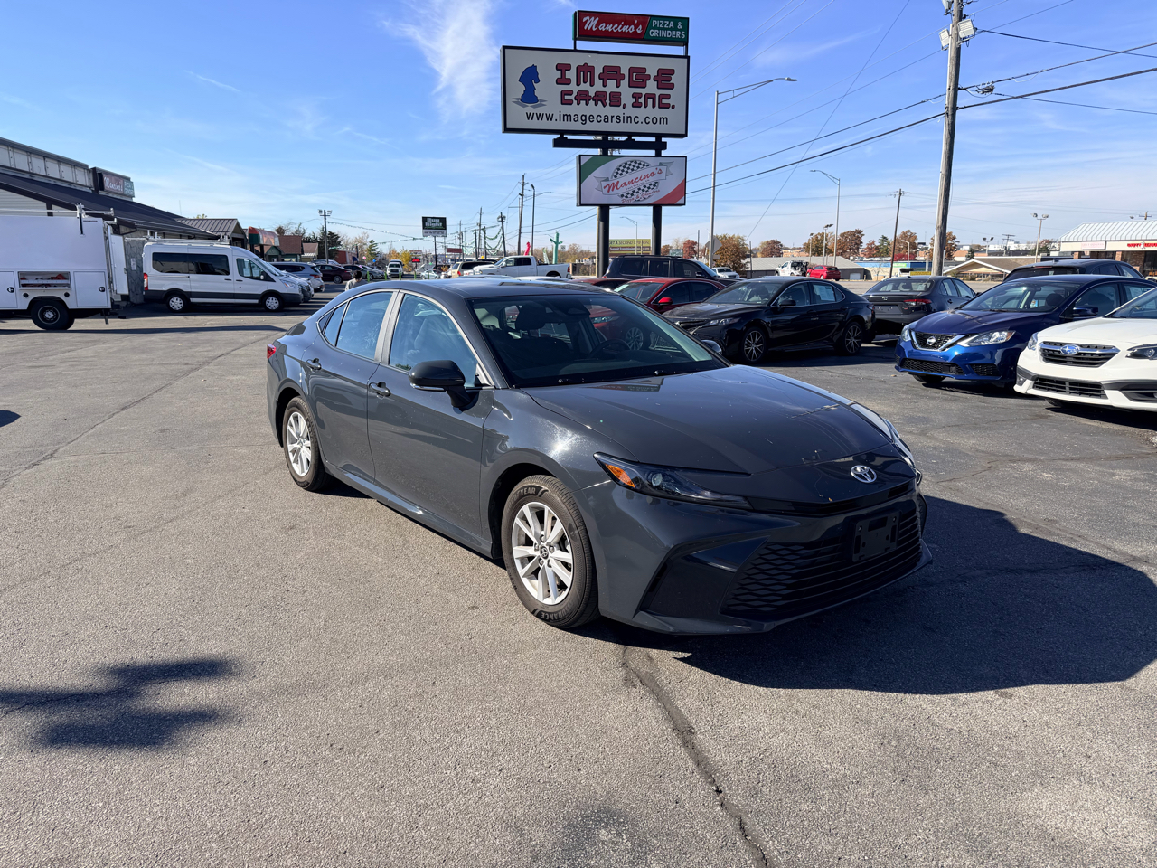 2025 Toyota Camry LE photo 4