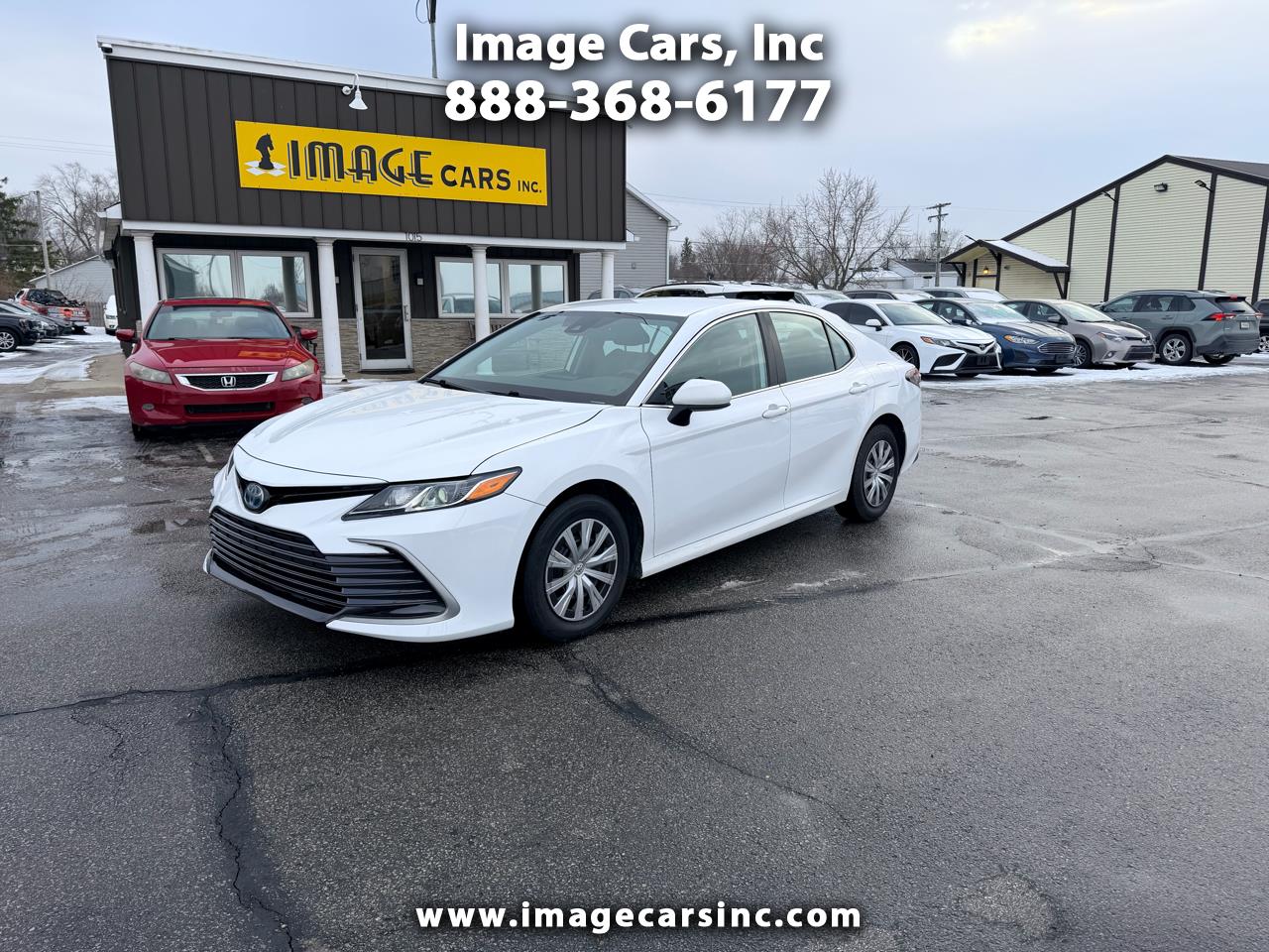 2022 Toyota Camry Hybrid LE CVT (Natl)