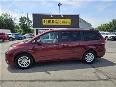 2014 Toyota Sienna 