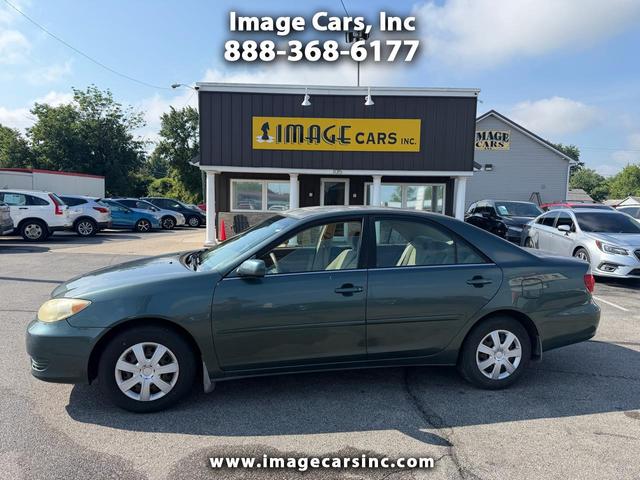 Green 2006 Toyota Camry Sedan Front-Wheel Drive Automatic