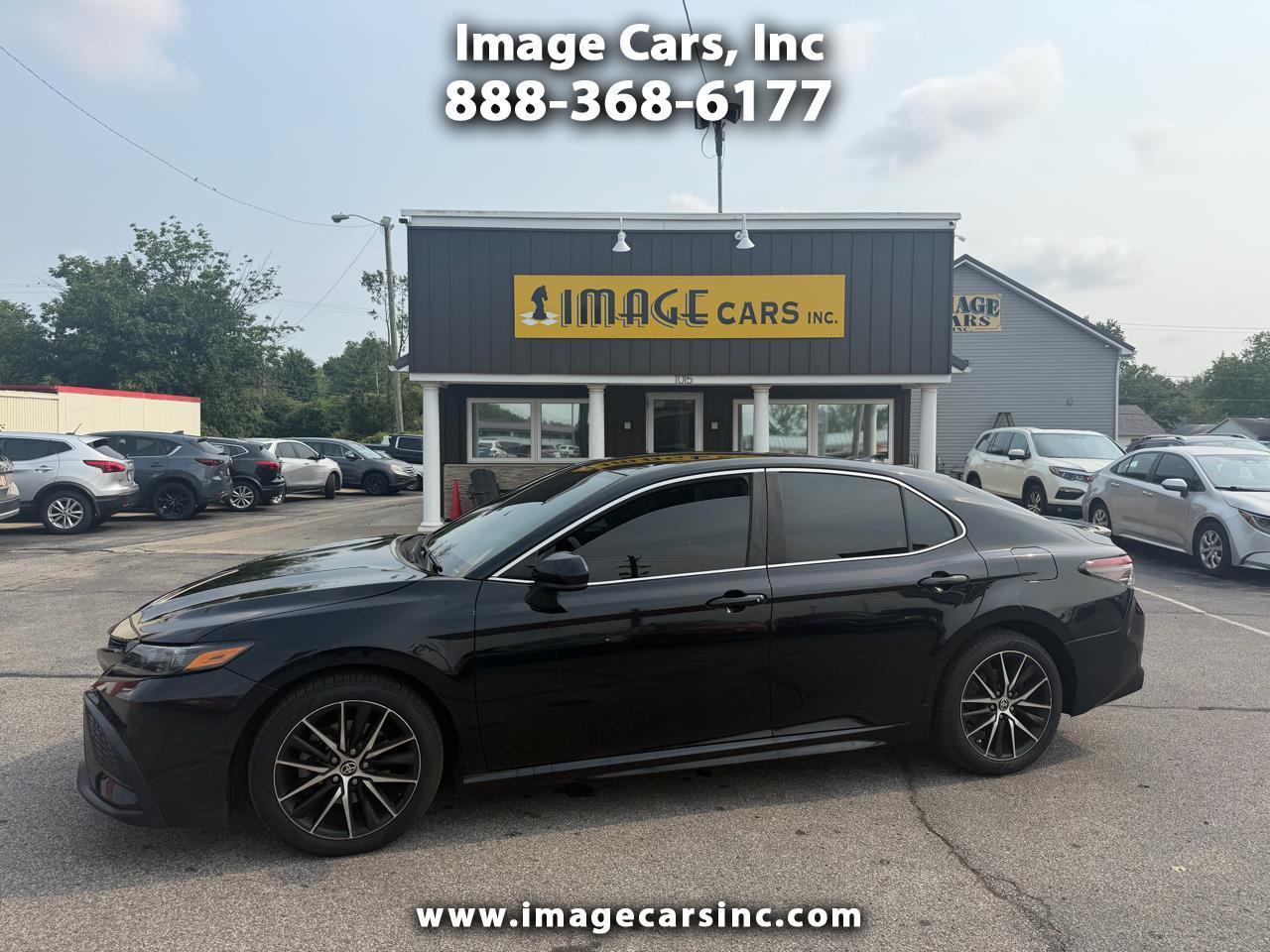2021 Toyota Camry SE Auto (Natl)
