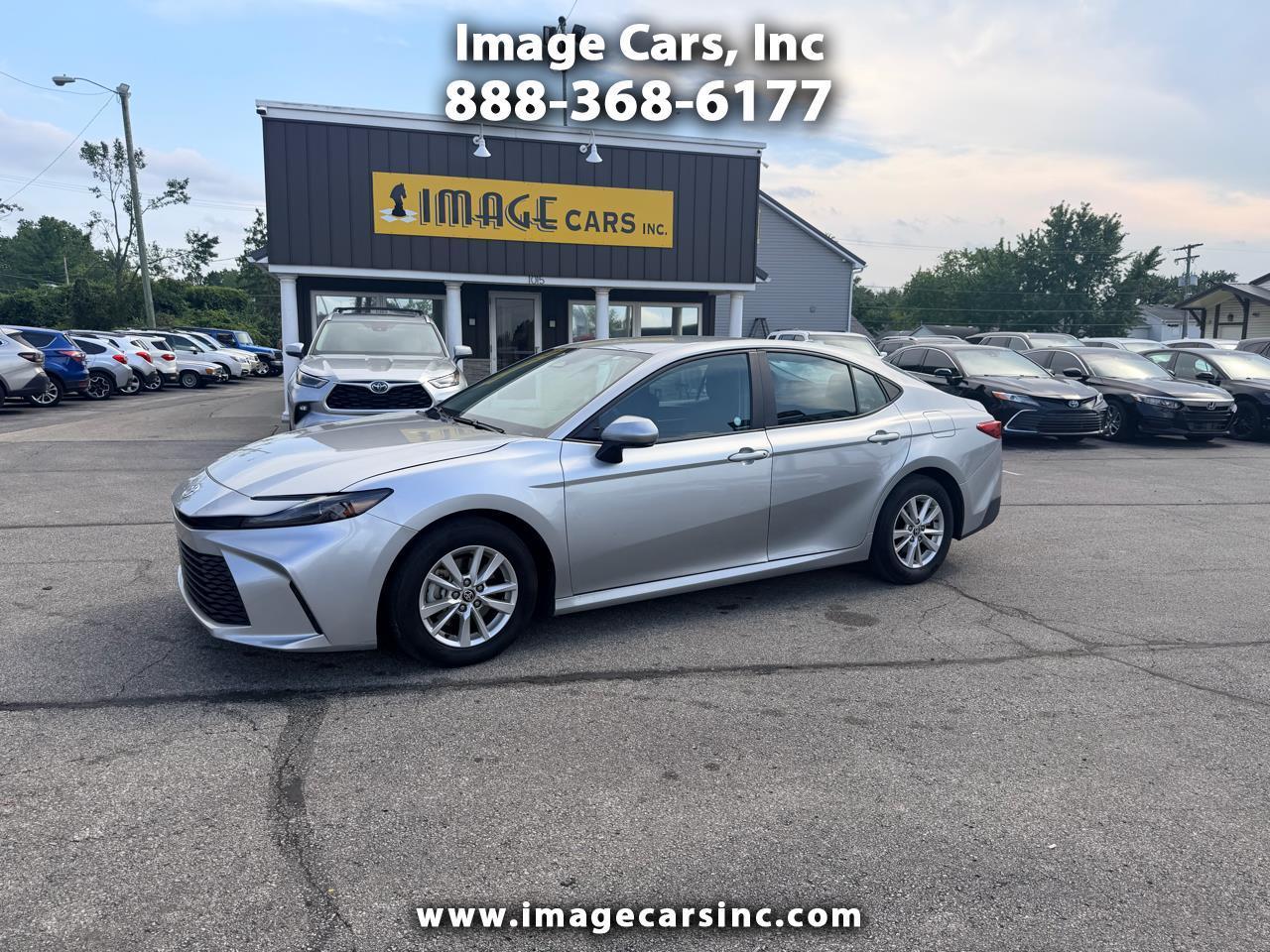 2025 Toyota Camry 4dr Sdn LE Auto
