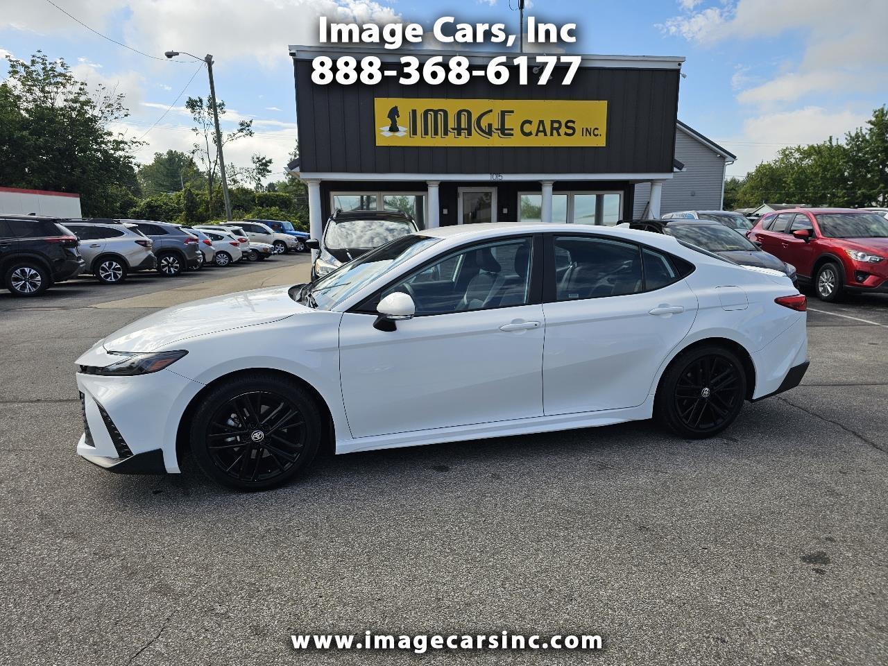 2025 Toyota Camry XLE (Natl)