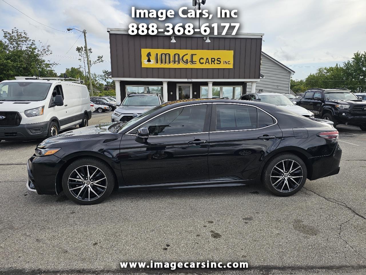 2023 Toyota Camry SE Auto (Natl)