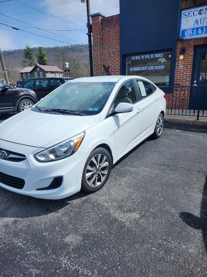 Hyundai Accent SE 4-Door 6A 2017