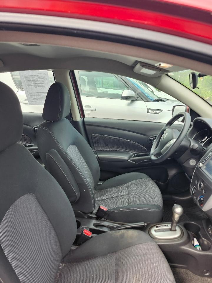Nissan Versa 1.6 S 5M 2019